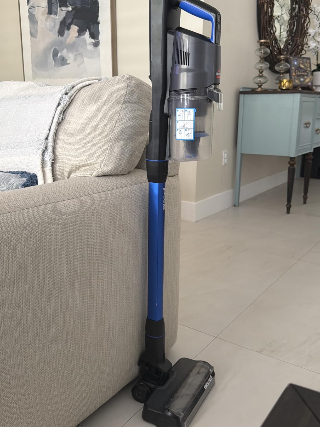 Bissell PowerClean FurFinder 200W Self-Standing Cordless Vacuum, 4052 | Bright headlights; wall mount; removable battery; upholstery tool; self-standing for easy storage customer photo 2