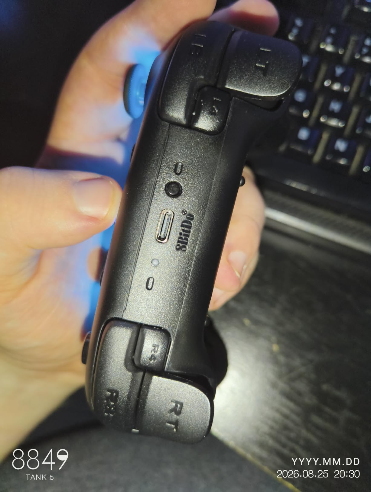8Bitdo Ultimate 2 Wireless Controller for PC, Apple, Steam & Android, Black customer photo 1
