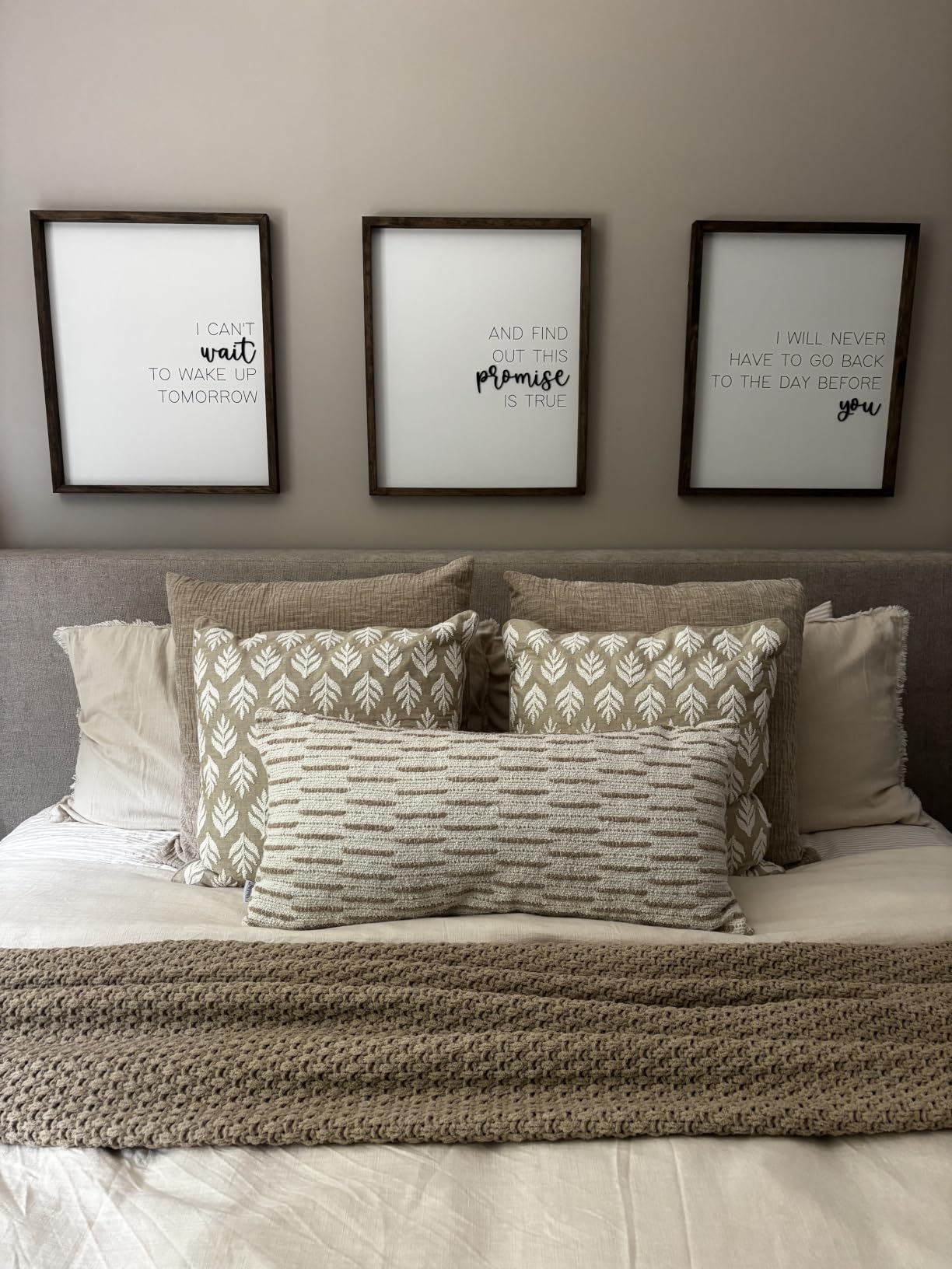 EVERGRACEHOME Chunky Chenille Knit Throw Blanket, 60 x 80, Beige customer photo 2