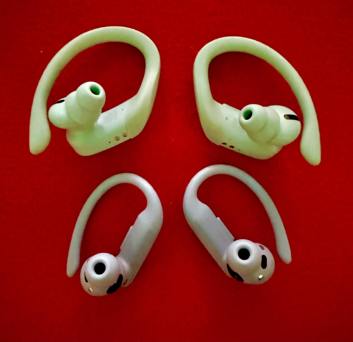Beats Powerbeats Pro 2 - Wireless Noise Cancelling Workout Earbuds with Secure- Fit Earhooks, Up to 45-Hour Battery with Charging Case, Sweat & Water Resistant, Heart Rate Monitoring - Jet Black customer photo 1