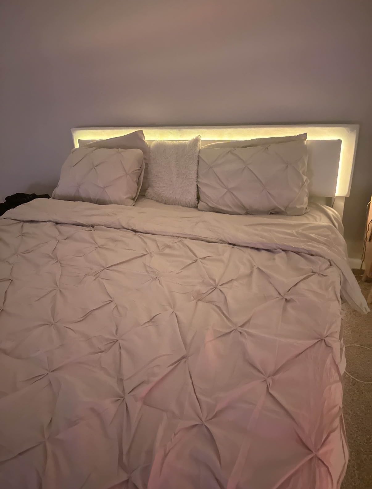 Sasttie Queen Comforter Set, 7-Piece Bed in a Bag, Pintuck Bedding Sets for All Season, Includes Comforter, Flat Sheet, Fitted Sheet, Pillowcases and Pillowshams, Beige customer photo 1