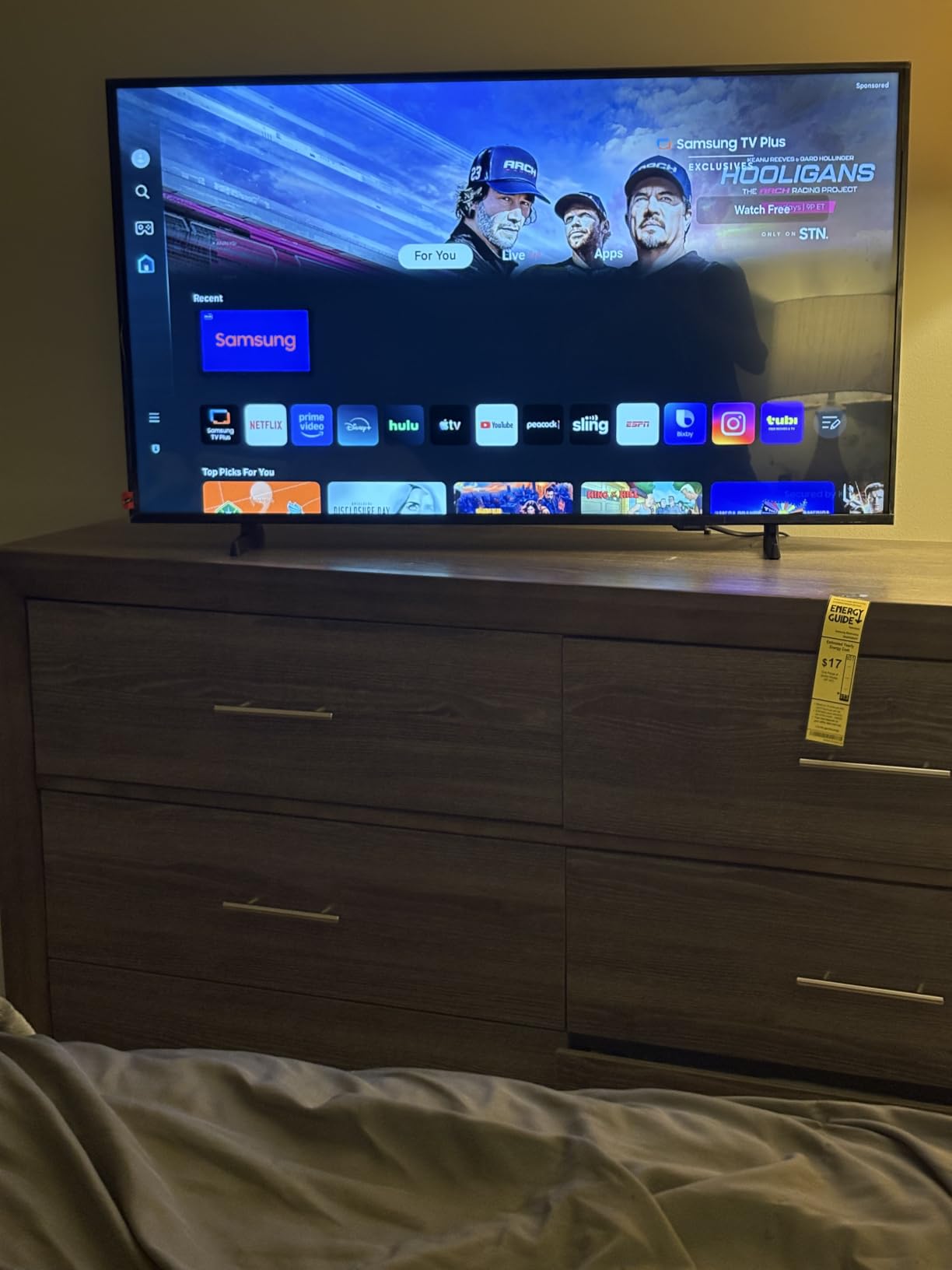 SAMSUNG 40-Inch Class Full HD F6000 Smart TV (2025 Model) HDR, Object Tracking Sound Lite, Knox Security, One UI Tizen, Smart TV customer photo 1