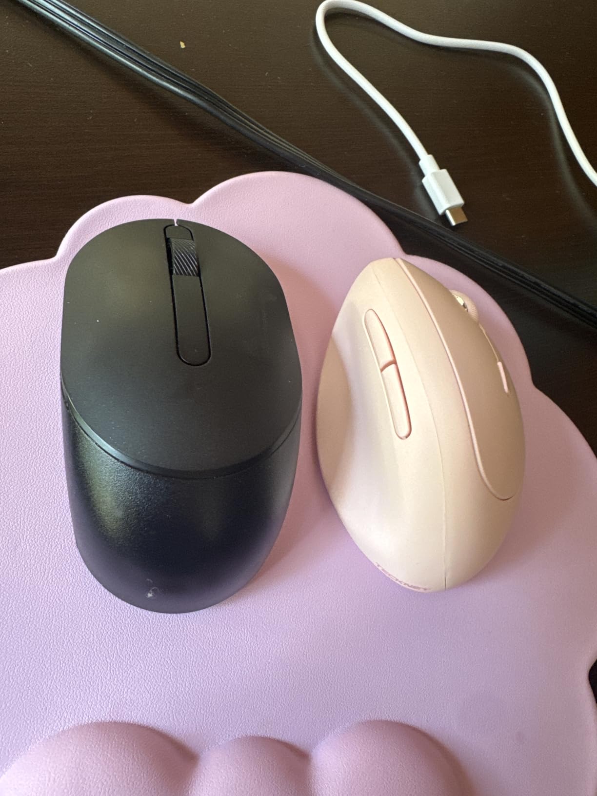 TECKNET Ergonomic Mouse, Bluetooth Wireless Vertical Mouse, Rechargeable Battery, Quiet Clicks, 4800 DPI Adjustable, BT5.0/3.0 & 2.4G Connect, Easy to use, Wide Compatibility - Black customer photo 1