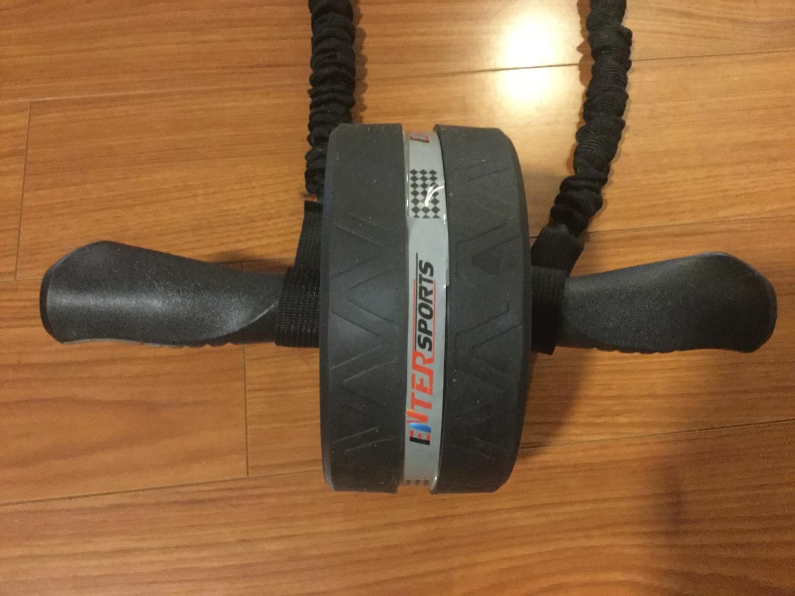 Ab Roller Wheel for Abs Workout with 2 Knee Pads for Home Gym customer photo 2