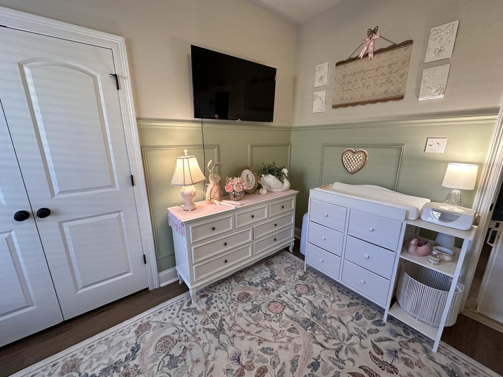 BOLUO Baby Dresser with Changing Table Top, Black Changing Table Dresser with 6 Fabric Drawers Diaper Changing Station with Storage Shelf for Nursery Modern customer photo 1