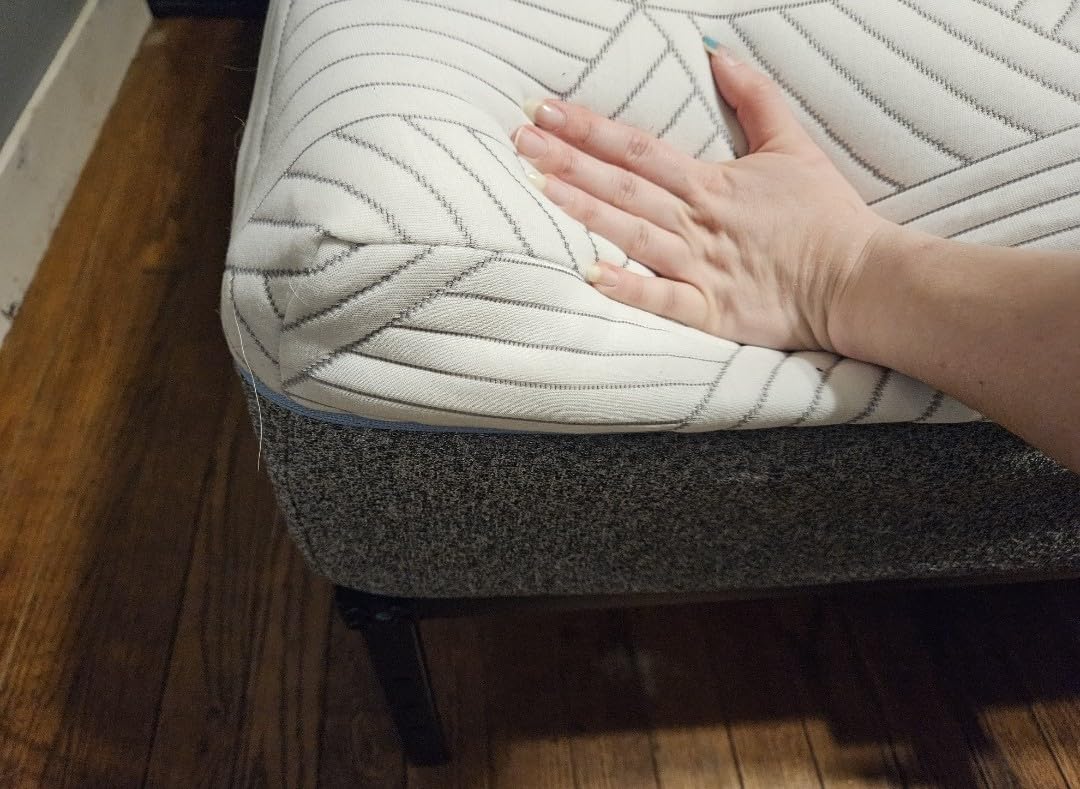 FATHOM Medium Queen Mattress 12 Inch Memory Foam Mattress Queen Size Bed in a Box for Back Pain Relief and Cool Sleep with Gel Foam and Removeable Fiberglass Free Cover, CertiPUR-US Certified customer photo 2