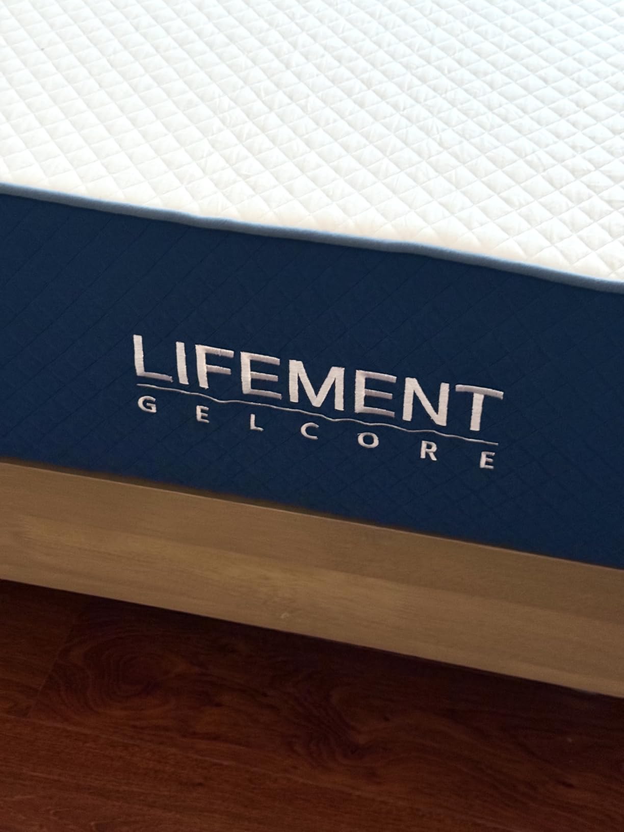 LIFEMENT Twin Mattress for Kids, 6 Inch Twin Bed Mattress, Basic Copper Cooling Gel Memory Foam Mattress in a Box, Pressure Relief with Medium Firm Support, CertiPUR-US Certified, 75''L x 39''W customer photo 2