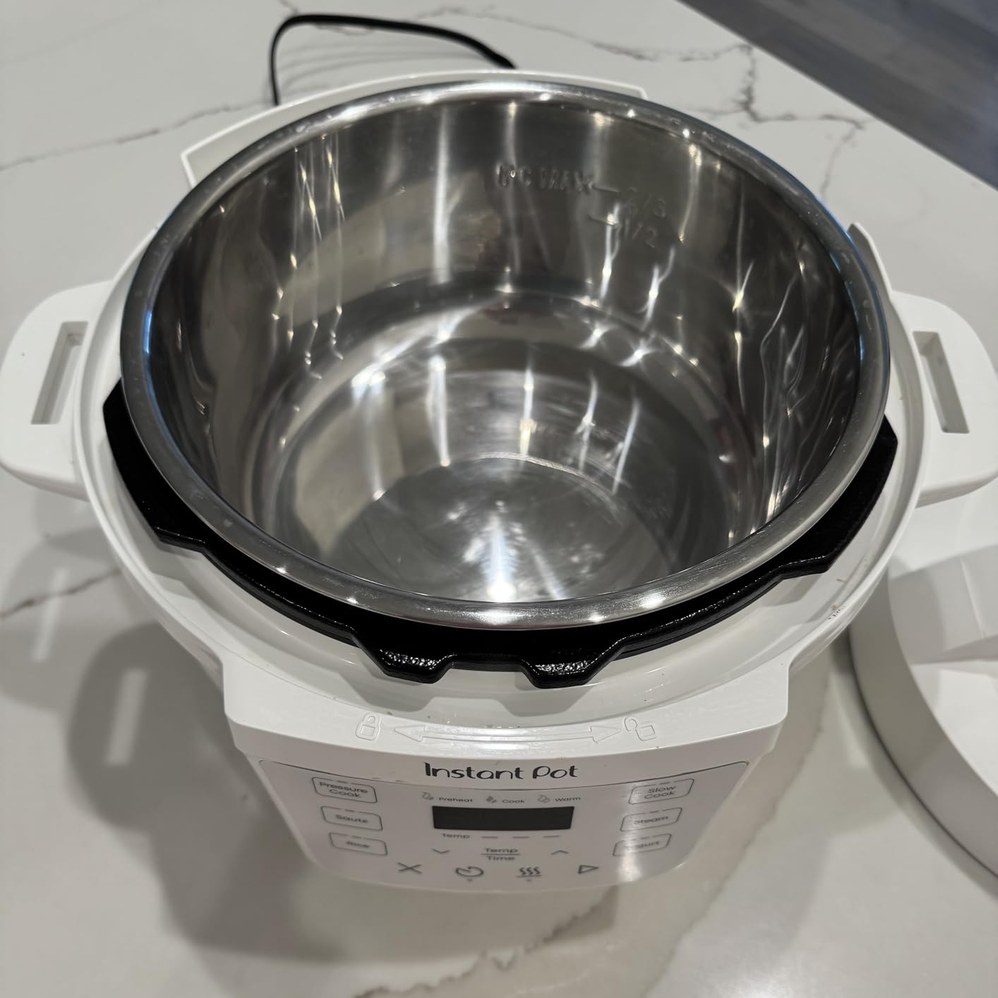 Instant Pot 4QT RIO Mini 7-in-1 Multi-Cooker, Pressure Cooker, Slow cook, Sauté, Steam, Rice Maker, Yogurt, & Warmer, Sea Salt, 4 Quarts customer photo 2