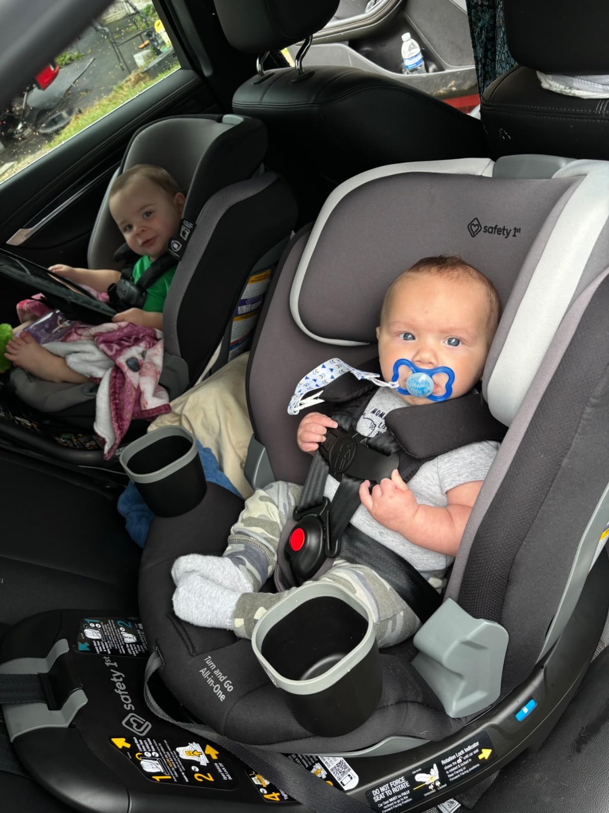 Safety 1st Turn and Go 360 ST 360 Rotating Car Seat, SafetySwivel, SecureTech Installation, All-in-One Convertible Car Seat, 3-in-1 Rear-Facing, Forward-Facing, Booster, 5-100 lbs, Seafoam Mist customer photo 1