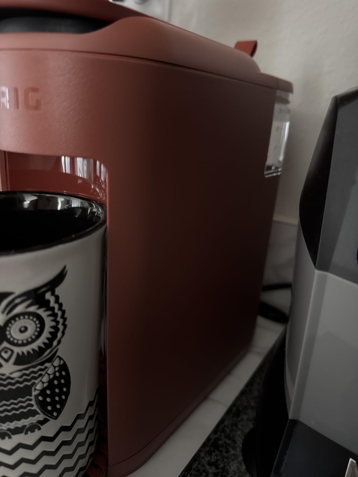 Keurig K-Mini Mate Single Serve K-Cup Pod Coffee Maker, Brews Up to 12 oz Cup, Compact Portable Coffee Machine for Small Spaces, Great for Dorms & Offices, Black customer photo 1