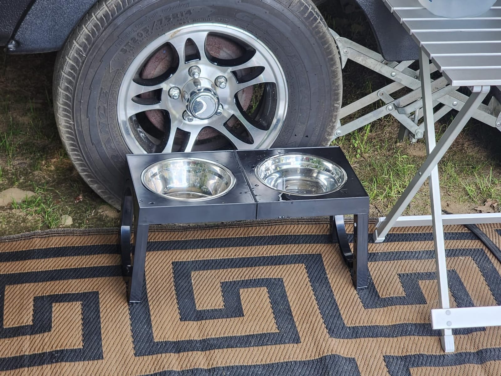 XIAZ Elevated Dog Bowls Large Breed Raised Dogs Bowl Stand Large/Medium Sized Dog Slow Feeder Dogs Bowls Food Water Stands 5 Heights Adjustable 9/11/12/14in Pet Feeder Dish Station customer photo 2