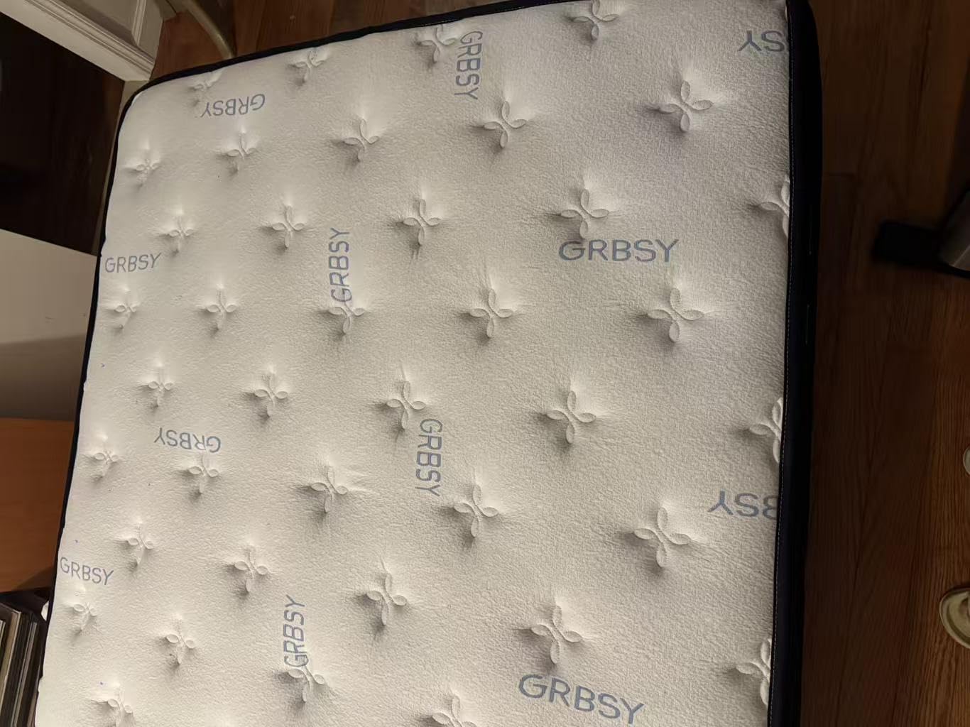14 Inch King Mattress, Upgraded 7-Zone Support Hybrid King Size Mattress In A Box with Cooling Gel Memory Foam & Pocket Coils for Back Pain Relief, 365-Night Trial, Motion Isolation, Medium Firm customer photo 2