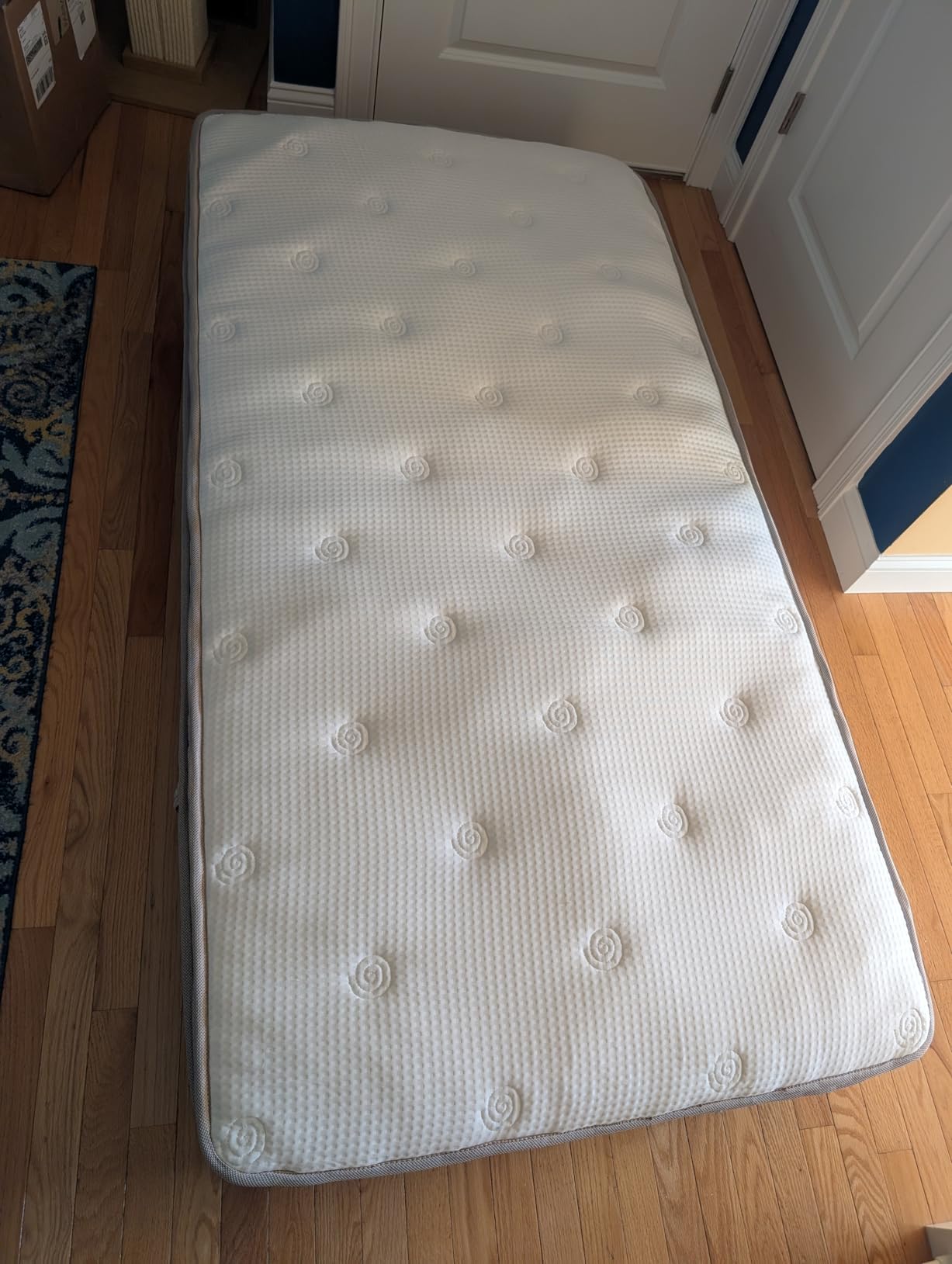 Extra Firm Queen Mattress 14 Inch, Deep Sleep Hybrid Mattress for Lumbar Support & Back Side Sleepers, Pain Relief Mattresses in a Box with Pocket Springs & Cooling Gel - 365-Night Trial, CertiPUR-US customer photo 1