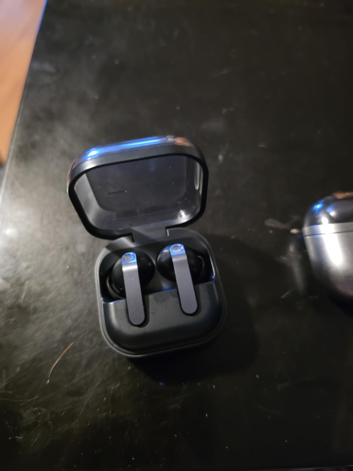 Samsung Galaxy Buds 4 Pro (2026) AI True Wireless Bluetooth Earbuds, Black | Hi-Res Audio, 2-Way Speaker, ANC 2.0, Optimized Comfort, IP57, Live Translation [US Version, 2 Yr Warranty] customer photo 2