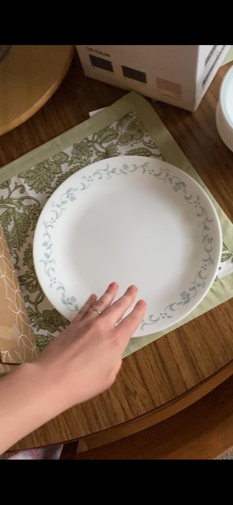 Corelle Darlington 18-Piece Dinnerware Set, Service for 6 customer photo 1