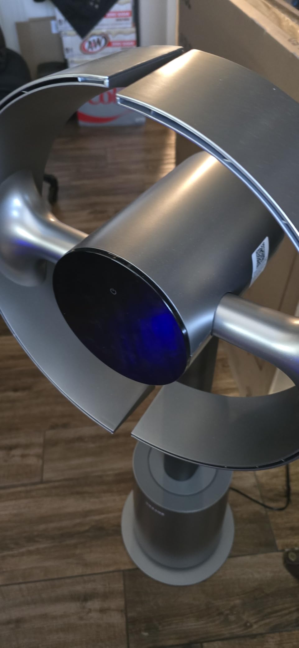 dreame Bladeless Tower Fan for Bedroom, Smart Standing Fan with 270° Spatial Airflow for Whole-Room Circulation, 59ft/s High Velocity, 10 Speeds 3 Modes, Temperature-Adaptive Airflow, MF10-Silver customer photo 2