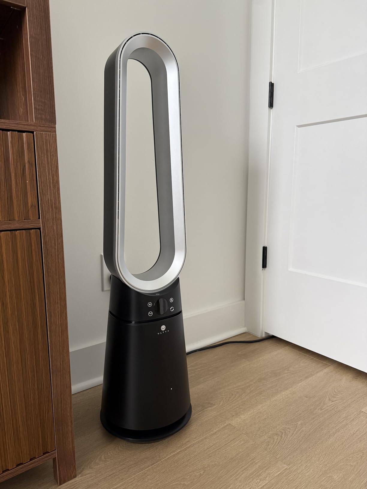 ULTTY Bladeless Tower Fan for Bedroom, 20 Speeds 3 Modes, Standing Fan with Remote, 8H Timer, 38