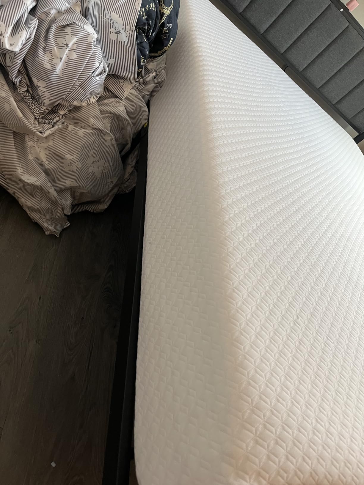 GAESTE Twin 8 Inch Cooling Gel Memory Foam Mattress, Medium Feel customer photo 2
