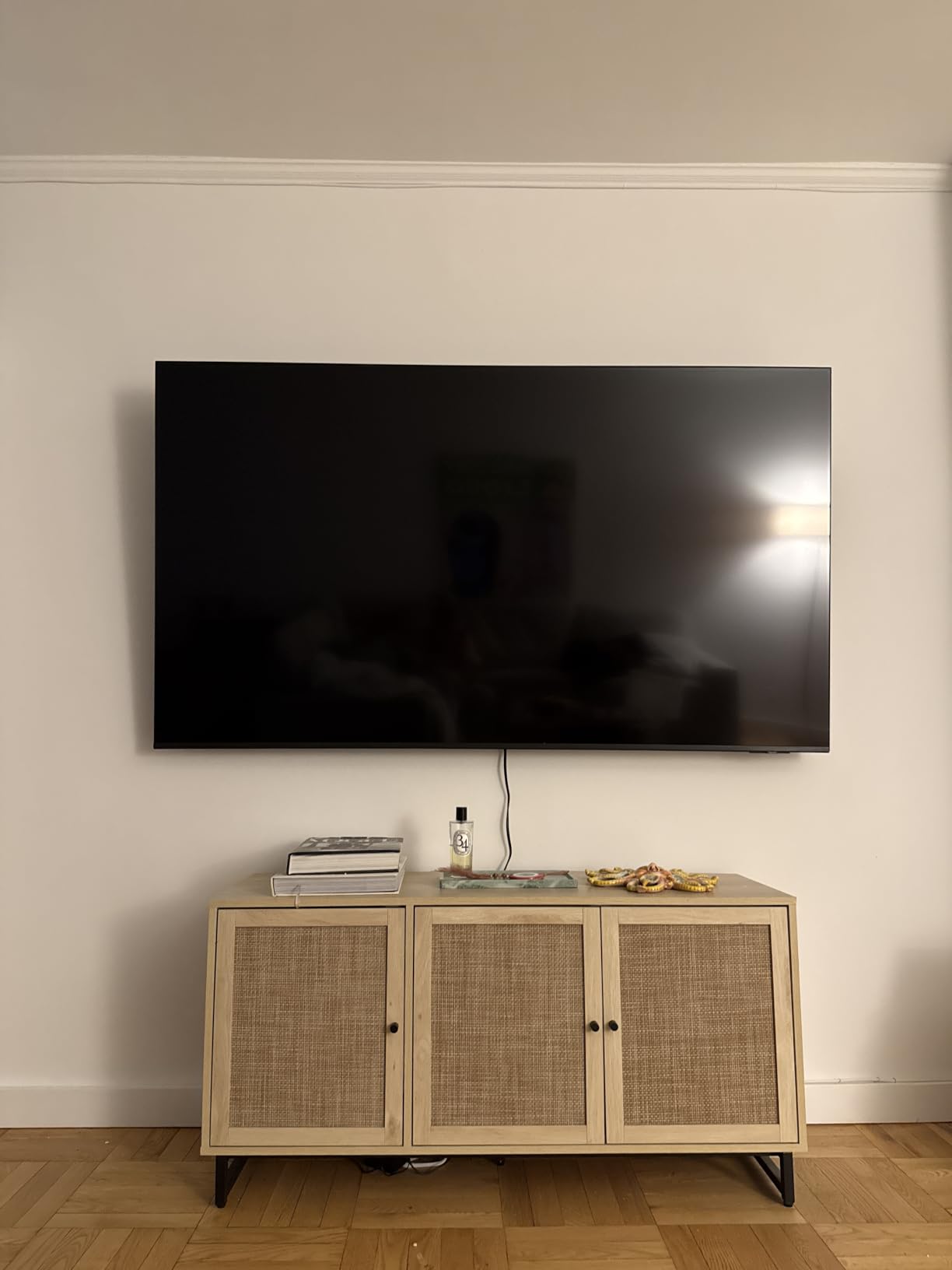 Samsung 75-Inch Class M70H Series, Mini LED, 4K, Smart TV, 2026 Model customer photo 1