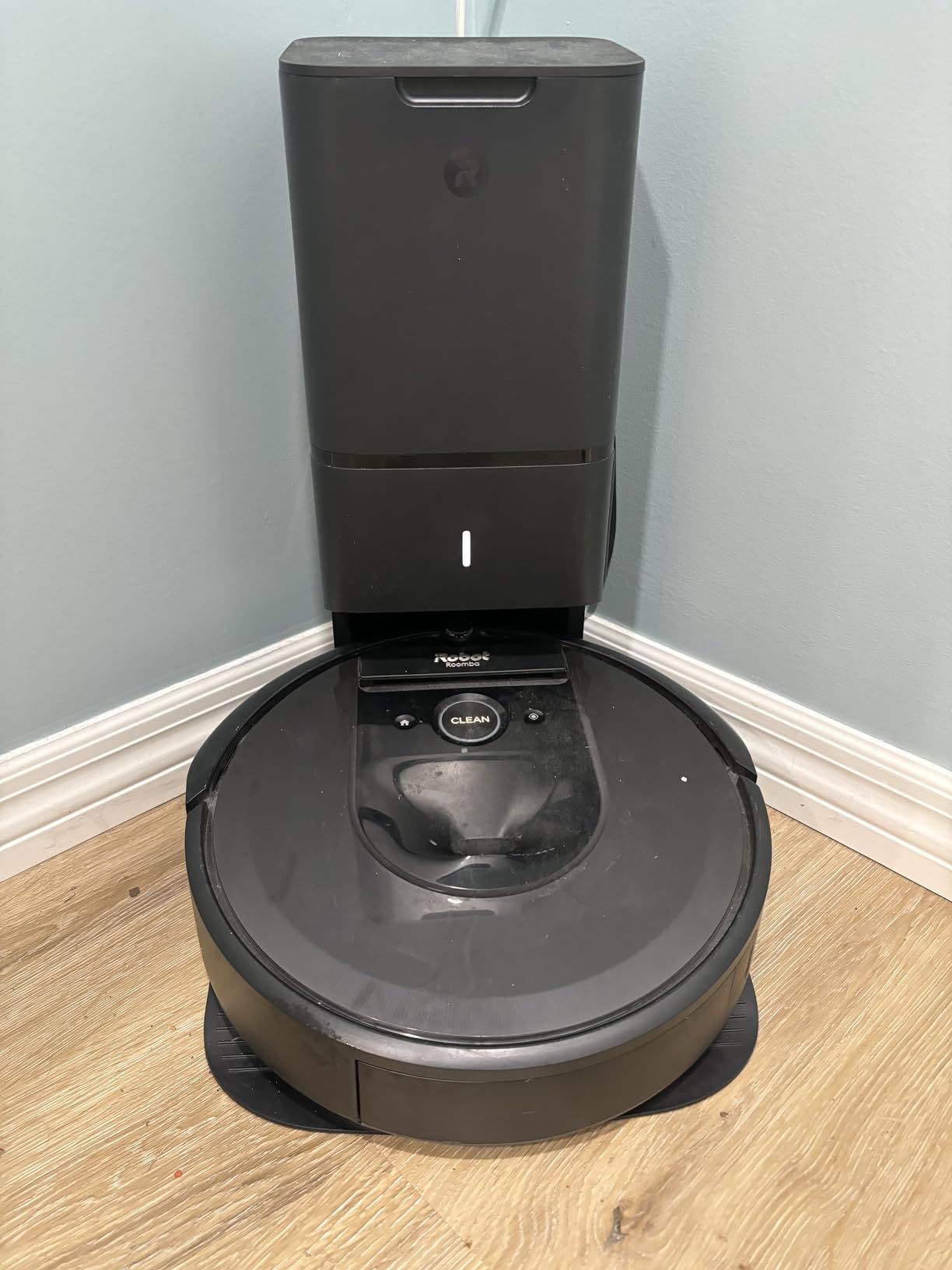 iRobot Roomba 705X Robot Vacuum & Mop Combo, 175x More Suction, Extending Self-Cleaning Roller Mop, Multifunction Dock, 75 Day Self-Emptying, Hot Wash/Dry, AI Obstacle Avoidance, Ideal for Pet Hair customer photo 2