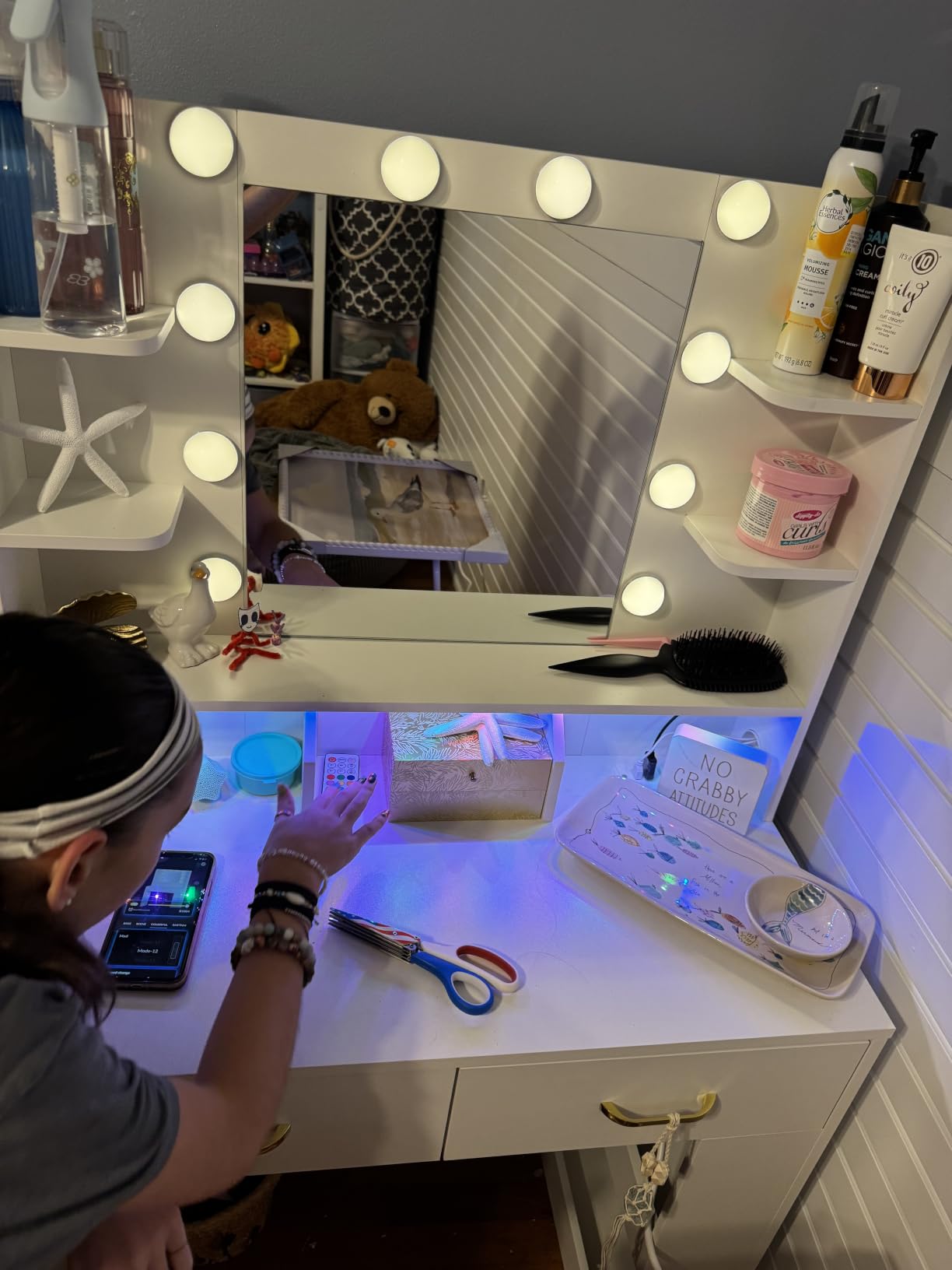 LUCKRACER Vanity Desk with LED Lights Mirror & Charging Station, Makeup Vanity with Storage Drawers and Shelves, Modern Dressing Table for Women Girls Bedroom, Ivory White customer photo 2