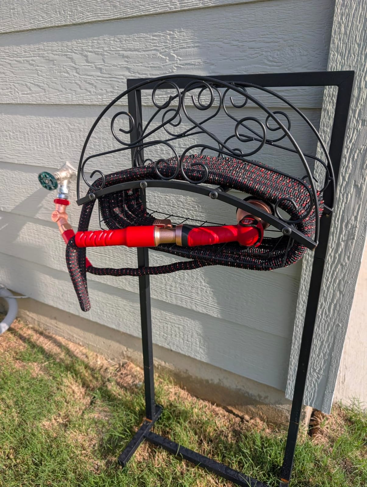 Pocket Hose Ballistic 50 FT Expandable Garden Hose, No-Kink, As Seen on TV | Anti-burst sleeve reinforced with bulletproof fiber, 360° swiveling pocket pivot connector, lightweight compact design customer photo 1