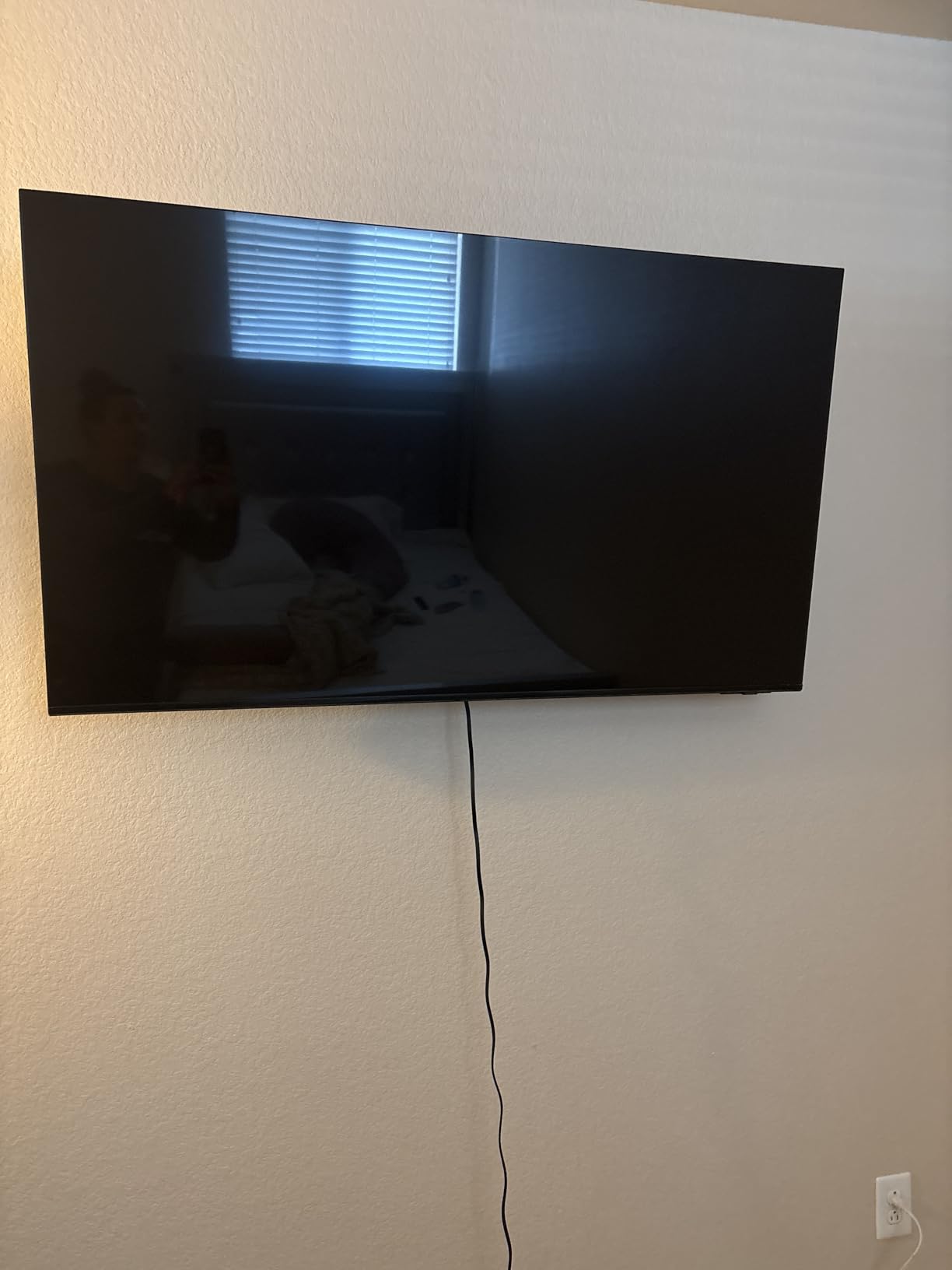 Samsung 85-Inch Class U8000H Series Crystal UHD, 4K, Smart TV, 2026 Model customer photo 1