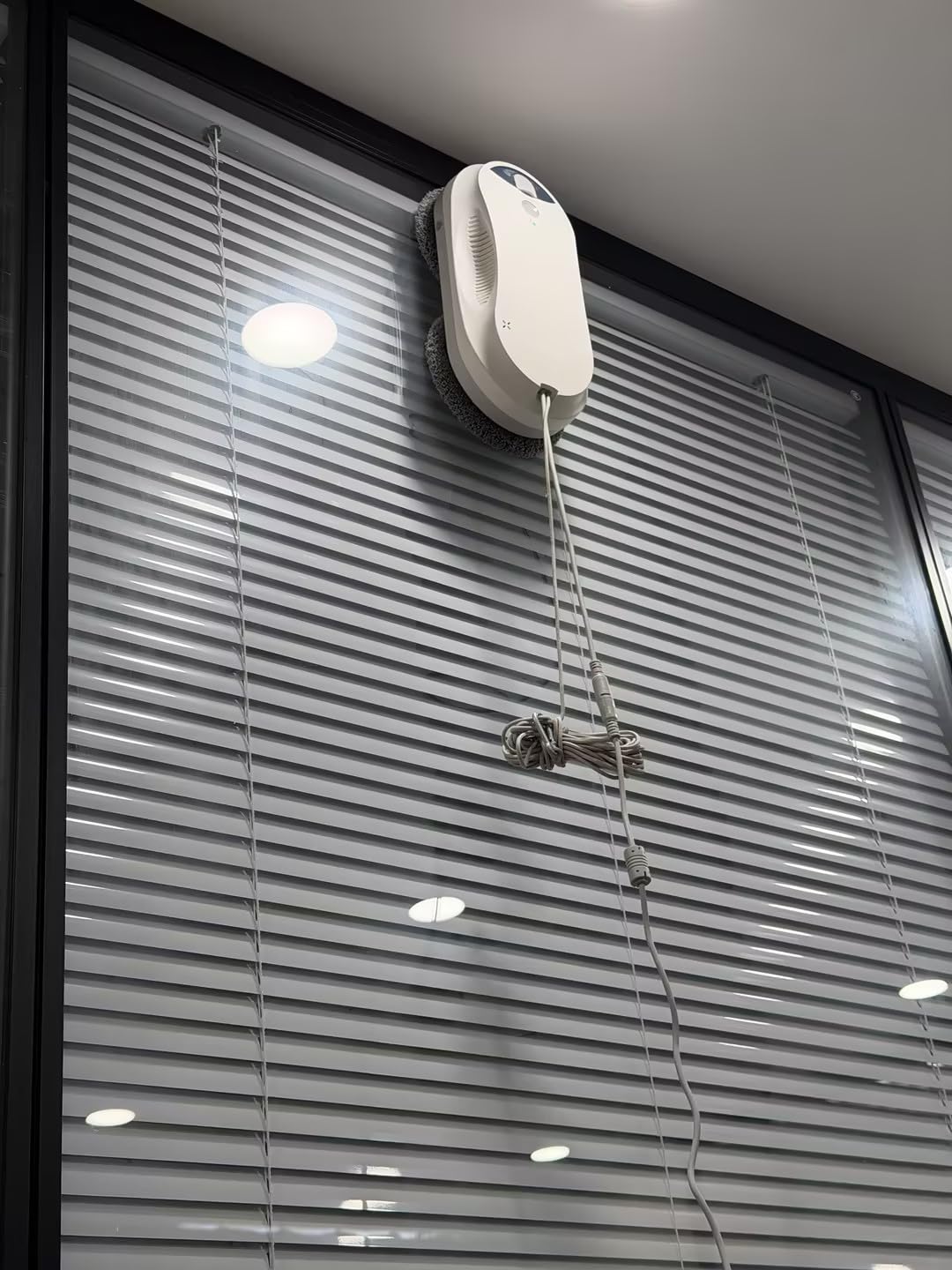 X6 Window Cleaning Robot for High Windows, Inside/Outside, 6400Pa Suction customer photo 2